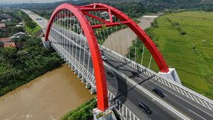 Arus Balik, 100 Ribu Kendaraan Melintas Tol Kalikangkung