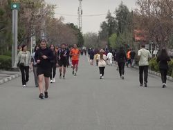 Video: Warga Teheran Masih Olahraga Pagi di Tengah Perang