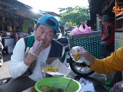 Mantul! Melki Bajaj Jajan di Pasar hingga Coba Bakso Legendaris Wonogiri