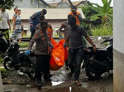 Pria Paruh Baya Ditemukan Tewas di Atas Rel Kereta Api di Padang