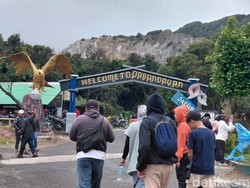 Papandayan Jadi Primadona Wisatawan yang Datang ke Garut