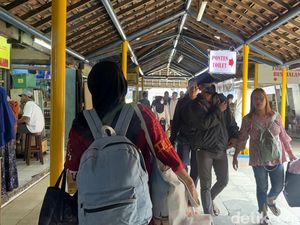 Arus Balik Lebaran di Terminal Purabaya