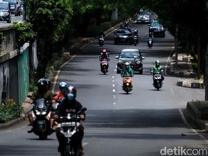 Lalin Jakarta Masih Lengang, Cawang-Kuningan Ditempuh Kurang dari 15 Menit