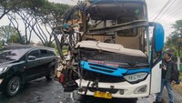 KNKT: Banyak Pengemudi-Mekanik Bus dan Truk di Indonesia Sok Pintar