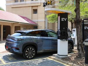 Mobil Listrik Bakal Kena Pajak, Pemda Disarankan Pakai Skema Progresif