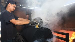 Proses Tradisional Olah Kopi Robusta di Banda Aceh