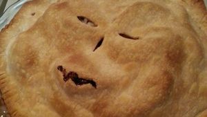 Gagal Total! 8 Kue dan Roti Ini Bentuknya Jadi Menyeramkan