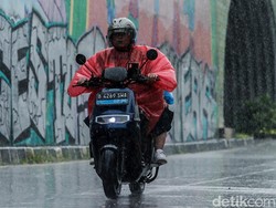 Kenapa Kemarau Diprediksi Datang Lebih Cepat di RI, Tapi Masih Hujan?