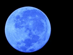 Kisah Bulan Jadi Biru dan Matahari Jadi Hijau, Gara-gara Indonesia