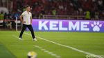 Gaya Nyentrik John Herdman Kawal Timnas Garuda