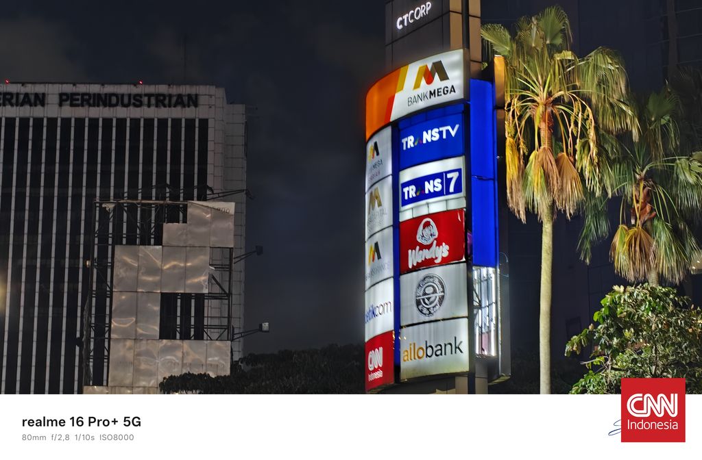 hasil foto realme 16 pro+