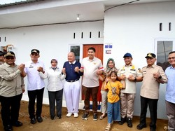 Serahkan 120 Huntap ke Penyintas Tapsel, Mendagri Puji Kesigapan Bupati