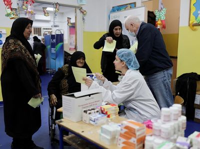 Klinik Keliling Bantu Pengungsi Lebanon di Tengah Konflik