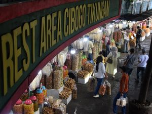 Libur Lebaran, Penjualan Oleh-oleh di Puncak Bogor Naik Dua Kali Lipat