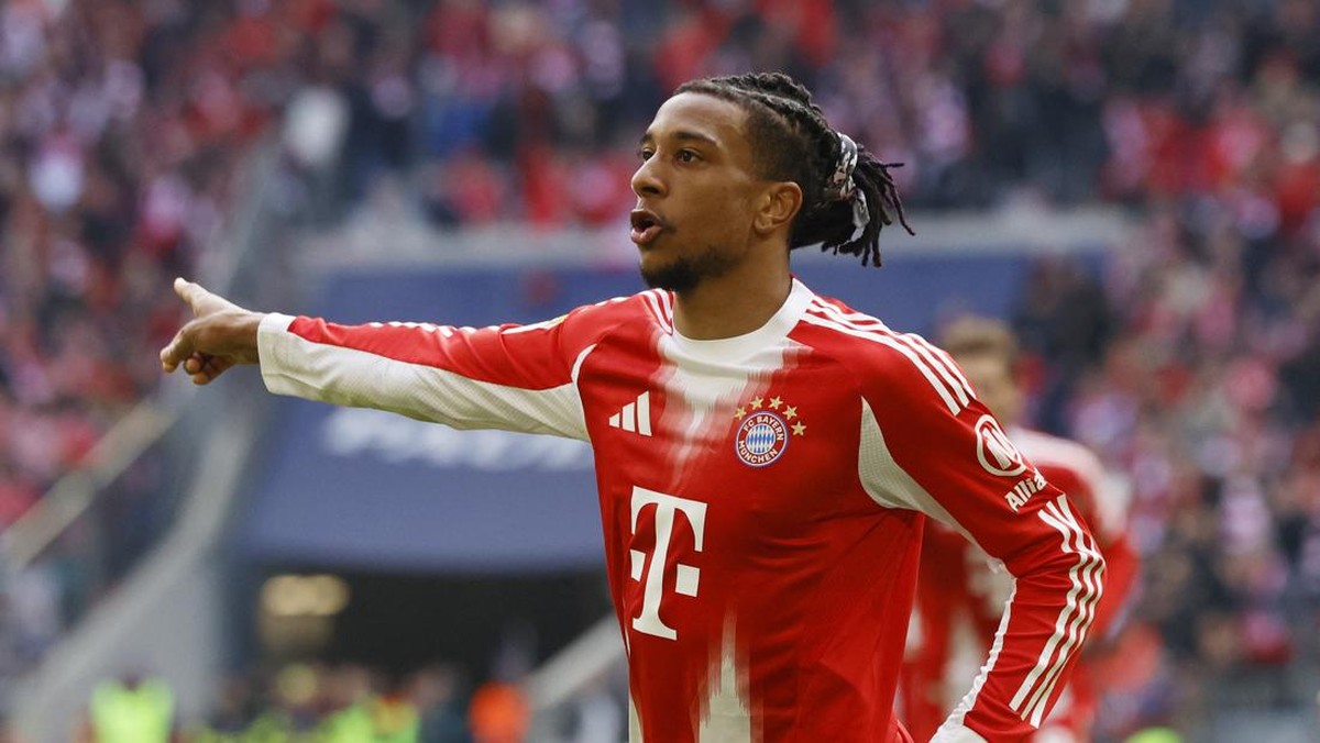 Bayern Munich enggan menjual Michael Olise ke Liverpool. (REUTERS/Michaela Stache)