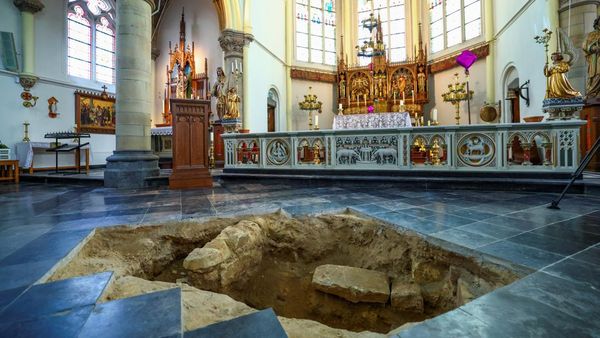 Misteri Kerangka di Gereja Belanda, Diduga Musketeer DArtagnan