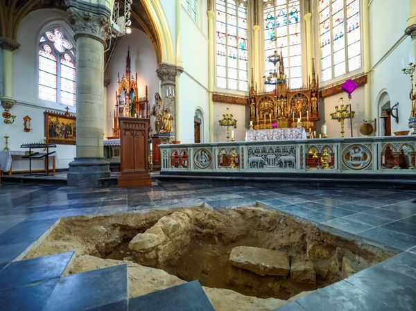 Misteri Kerangka di Gereja Belanda, Diduga Musketeer DArtagnan