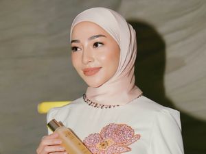 Potret Terbaru Nikita Willy Tampil Dengan Hijab, Cantiknya Bikin Adem