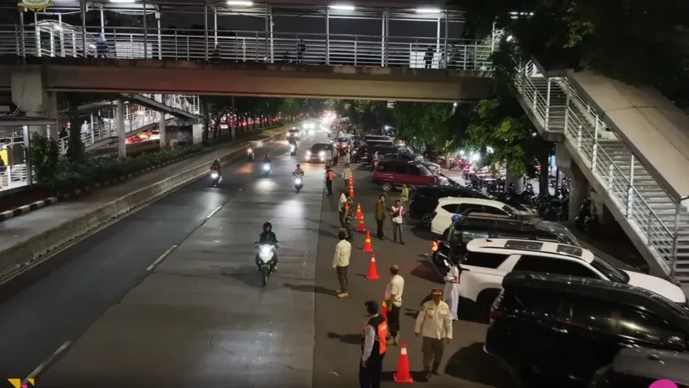 Parkir Cawang Makan Jalan Dishub Ambil Langkah