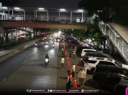 Viral Parkir Makan Jalan di Cawang Jaktim, Dishub DKI Koordinasi ke Pedagang