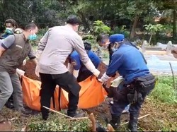 Bau Busuk Muncul dari Rumah Kosong, Warga Kuningan Panggil Damkar