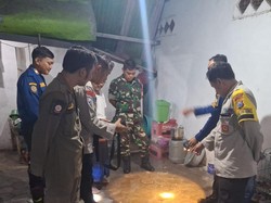 Bau Gas Belerang Muncul di Rumah Warga Bojonegoro