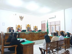 Korupsi Dana BOS, Eks Kepsek SMAN 16 Medan Divonis 2 Tahun 8 Bulan Bui