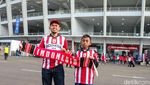 Suporter Timnas Indonesia Serbu GBK Saat FIFA Series