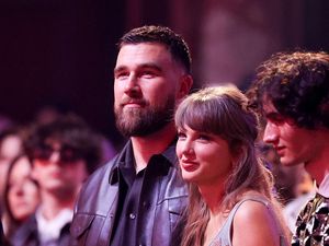 Taylor Swift Gelar Makan Malam Jelang Pernikahan, Acaranya Bertabur Bintang