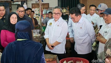 Harga Telur di Peternak Anjlok, Zulhas Langsung Telepon Bos BGN