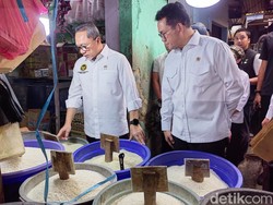Zulhas Pastikan Stok Pangan Aman, Minta Warga Tak Panik & Beli Secukupnya