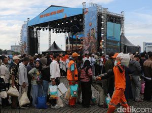 Istana Gelar Bazar Rakyat di Monas, 100 Ribu Kupon Sembako Dibagikan