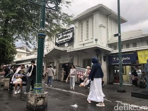 Situasi Jogja Sore Ini: Malioboro Padat, Tugu-Keraton Lengang