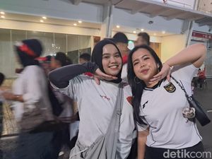 Antre Tapi Happy: Cerita Suporter Timnas Indonesia Masuk GBK