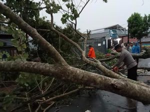 Diterjang Cuaca Ekstrem, Belasan Desa di Kuningan Kena Bencana