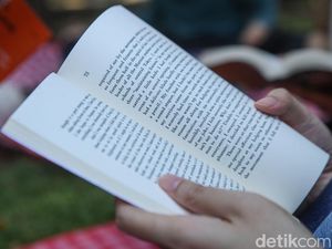 Gen Z Malas Membaca? Ketua IKAPI Ungkap Faktanya