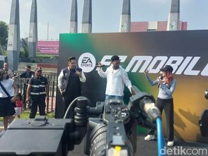 Daniel Sturridge Berbagi Ilmu Sepakbola di Bekasi