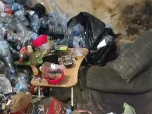 Timbun Sampah hingga Numpuk di Kontrakan, Warga Serpong Langsung Diusir
