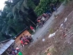 2 Pria di Morowali Diarak Keliling Kampung-Motor Dibakar gegara Curi Sawit