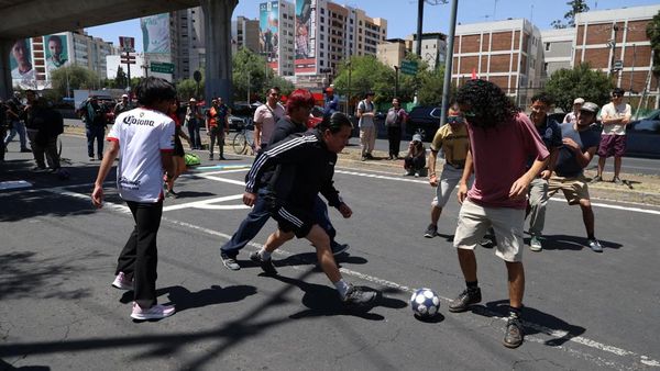 Ribuan Warga Protes Pembukaan Stadion Azteca Jelang Piala Dunia 2026