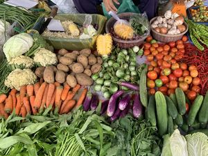 Harga Pangan di Palembang Mulai Normal, Pedagang Sebut karena MBG Libur