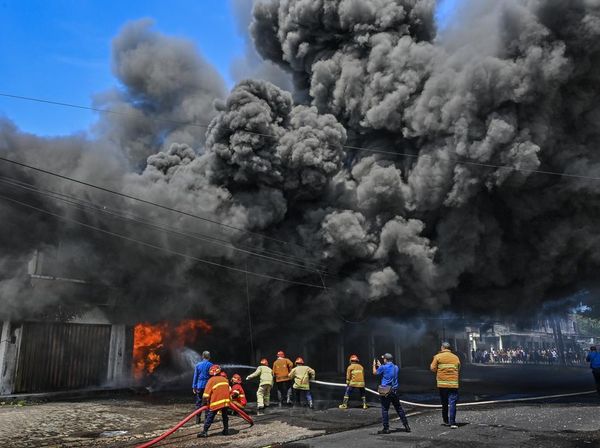 Lima Ruko di Mataram Terbakar, Diduga Korsleting Listrik