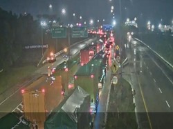 Macet Tronton-Fuso di Tol Lampung Menuju Bakauheni Masih Terjadi