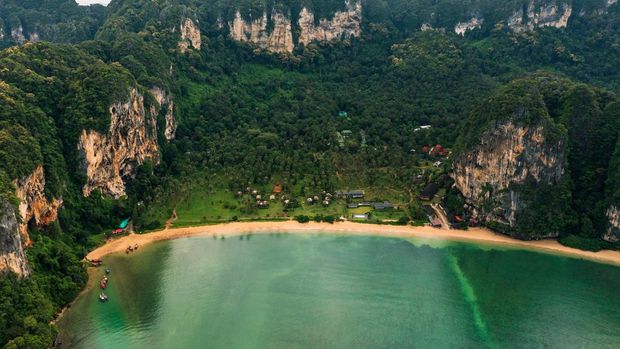 Deretan Pantai Paling Cantik di Asia Tenggara, Adakah Pantai di Indonesia?