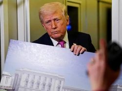 Trump Tak Akan Cabut Blokade Pelabuhan Iran hingga Sepakat Damai