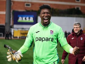 Onana Bikin MU Dilema