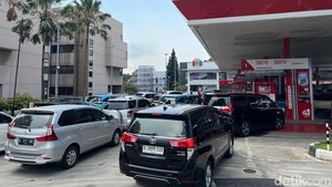 Mobil Pribadi Isi BBM Subsidi Dibatasi 50 Liter/Hari, Berlaku Mulai 1 April