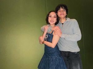 Potret BCL Rayakan Ultah Bareng Keluarga, Paras Tampan Putranya Curi Atensi