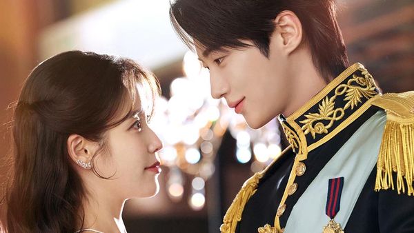 Visual Mewah IU & Byeon Woo Seok Bak Keluar dari Dongeng di Perfect Crown