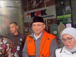 Eks Menag Yaqut Bantah Terima Duit USD 30 Ribu dari Travel Haji Khusus